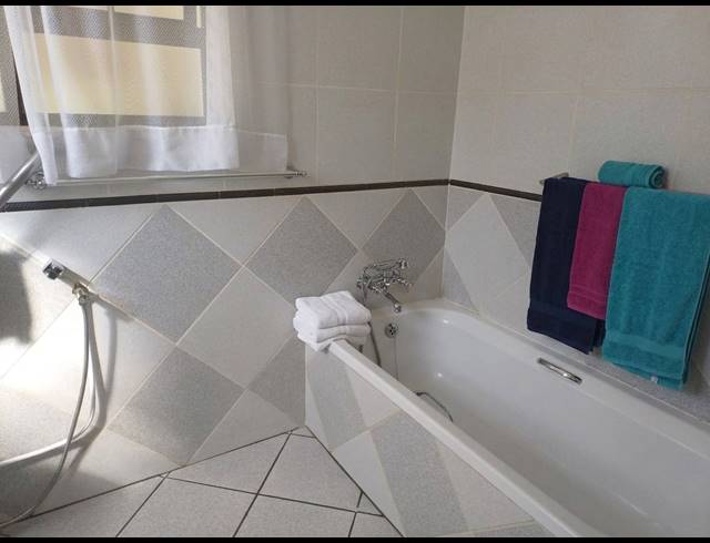 3 BEDROOM TOWNHOUSE TO LET IN ARCON PARK